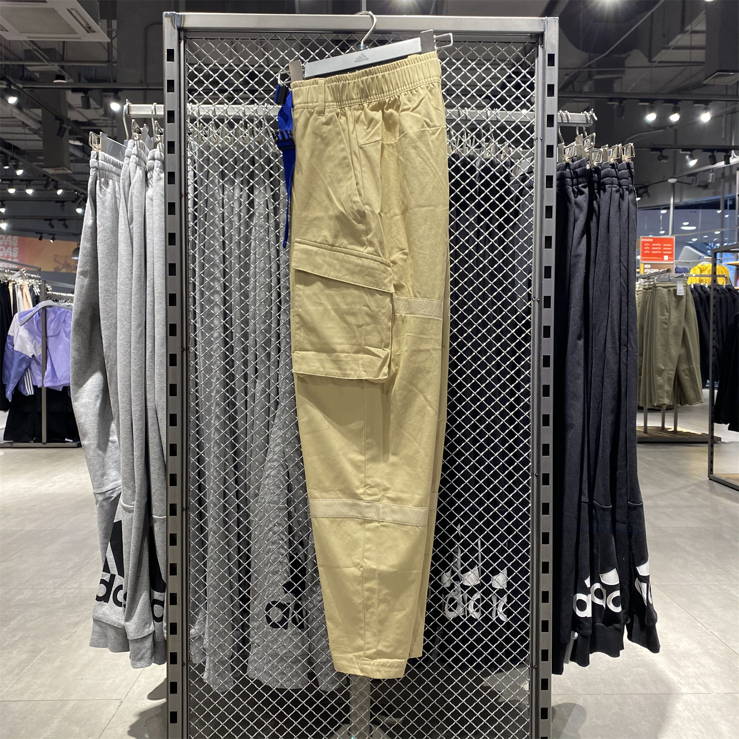 Adidas阿迪达斯男子秋季宽松训练潮流简约运动休闲工装长裤GL0395