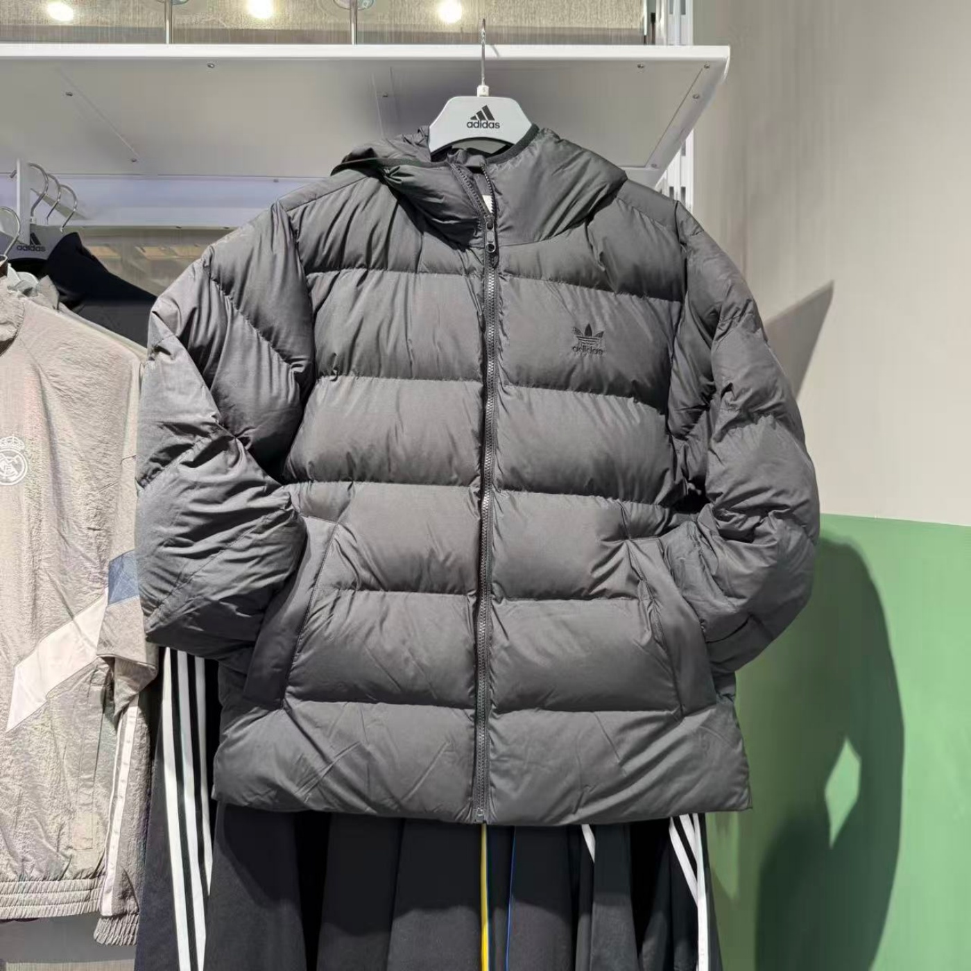 Adidas阿迪达斯三叶草棉服男25冬款运动外套防风保暖面包服JX4123