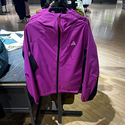 NIKE耐克女春夏新款ACG外套梭织防风拒水户外运动夹克 IF0102-551