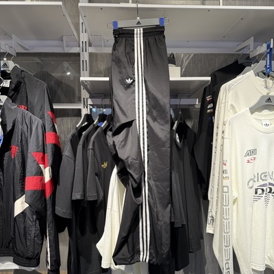 正品Adidas阿迪达斯三叶草女子25秋季新款宽松褶皱伞兵长裤KE9790