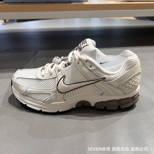 NIKE耐克女鞋 ZOOM VOMERO 5 网面轻便透气运动休闲跑步鞋 IB8129