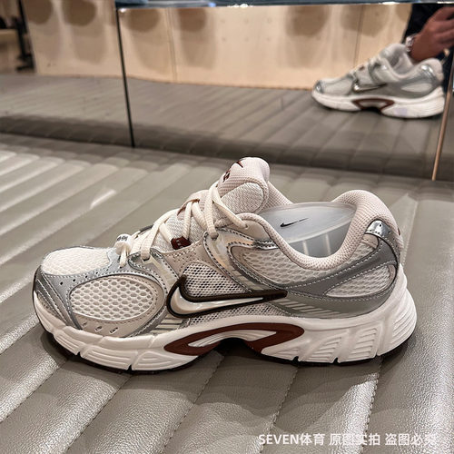 NIKE耐克男女鞋25夏新款V5 RNR复古轻便透气运动老爹鞋HQ7901-102