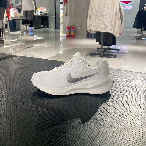 Nike耐克女鞋REVOLUTION 7夏款网面透气轻便运动休闲跑步鞋FB2208