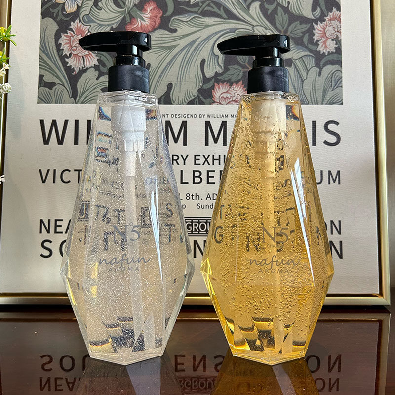 Nafun娜芙妮香水香氛滋润保湿持久留香家庭装沐浴露750ml