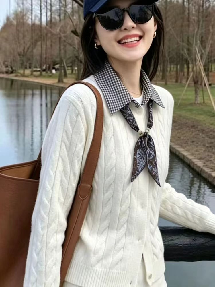 2026秋冬新款韩版宽松显瘦圆领麻花针织衫女百搭毛衣打底开衫上衣