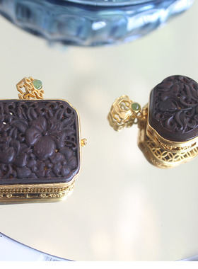 镂空雕花颤木碧玉香囊吊坠子挂件