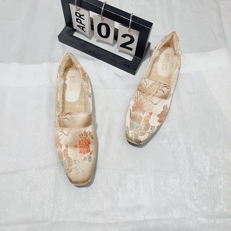 国风新中式刺绣加绒保暖单鞋女2025年秋冬新款方头浅口平底豆豆鞋,女鞋,浅口单鞋,淘宝优惠券,粉丝福利购,淘宝优惠卷