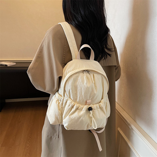 韩版 褶皱双肩包女轻便大容量休闲背包学生书包短途旅行逛街户外包