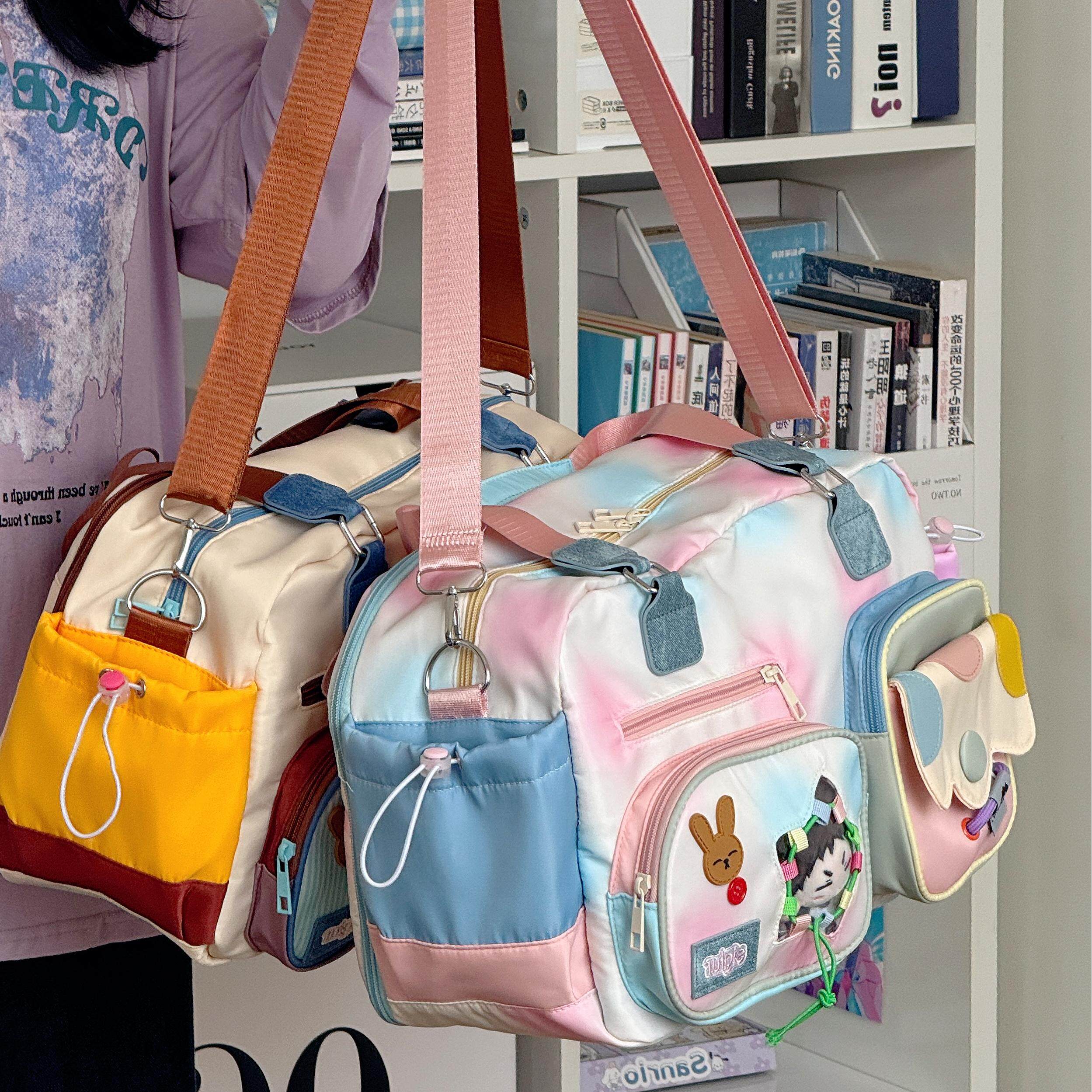 大容量新款短途旅行包包女2025新款行李包健身干湿分离单肩斜挎包