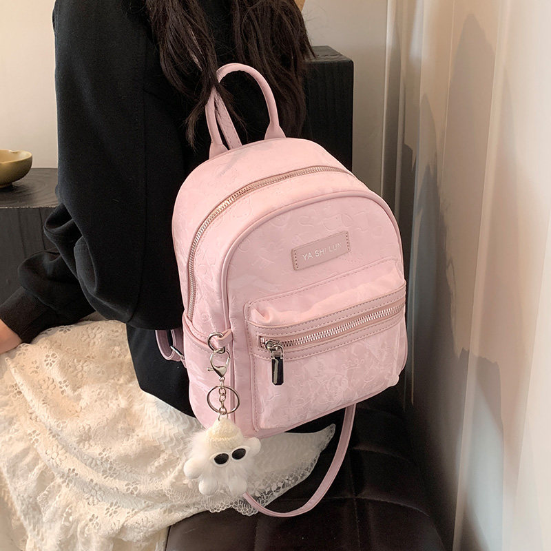 时尚出游旅行小包包女2024新款洋气百搭学生双肩包上班外出后背包