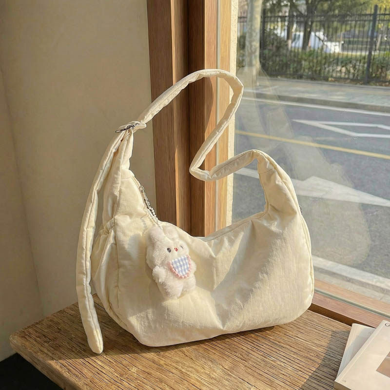 韩系小众云朵泡芙饺子包包女2026新款简约百搭轻便褶皱单肩斜挎包