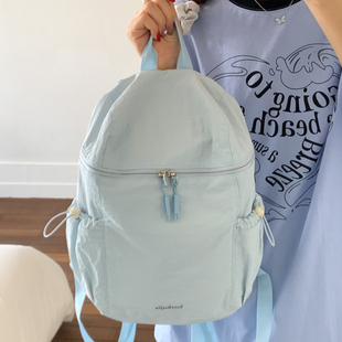 小众轻便双肩包包女2025新款简约大容量短途旅行背包学生上课书包