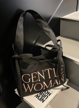 Gentle Woman字母刺绣帆布包女2025新款通勤托特包百搭单肩腋下包