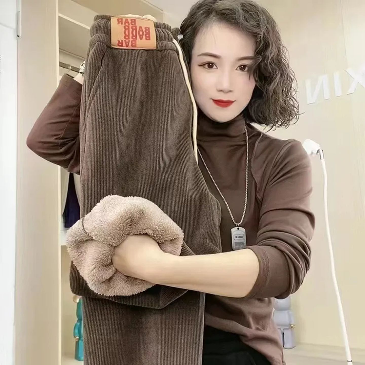 加绒加厚哈伦卫裤子女士秋冬季大码胖mm百搭宽松高腰束脚休闲长裤