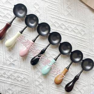 纯手工胡桃木儿童饭碗创意餐具防摔防烫带手柄实木碗家用卡通可爱