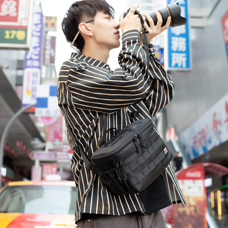 MACKAR数码产品设备收纳包单反包相机包摄影包多功能单肩斜挎包男