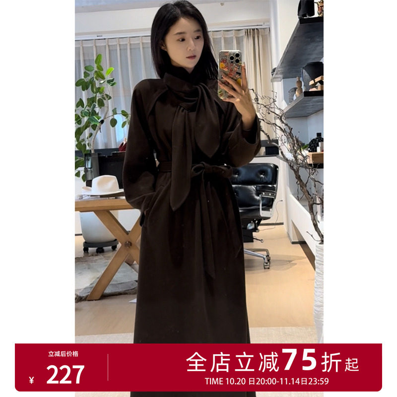 张七七 2025羊毛连衣裙女秋冬款中长款腰带复古轻奢收腰显瘦长裙