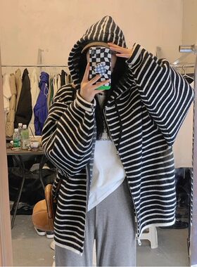 送运费险韩系条纹连帽外套女