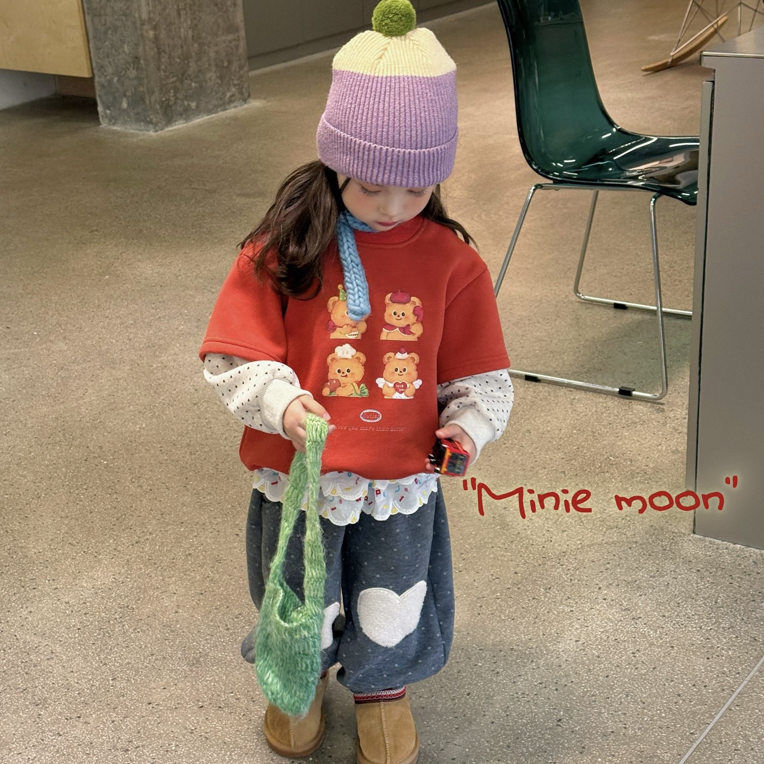 小月亮 25冬 女童拼接加绒卫衣51003 爱心加绒卫裤51005