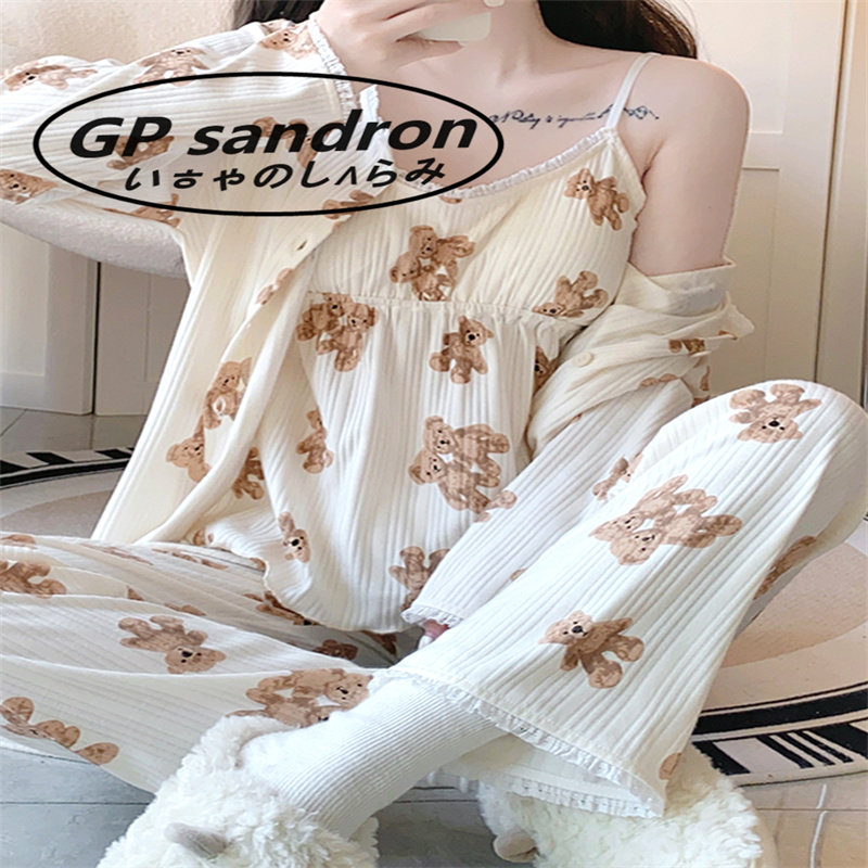 日本睡衣女花边带胸垫小熊家居服
