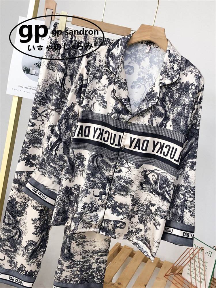 日本gp睡衣女水墨画家居服