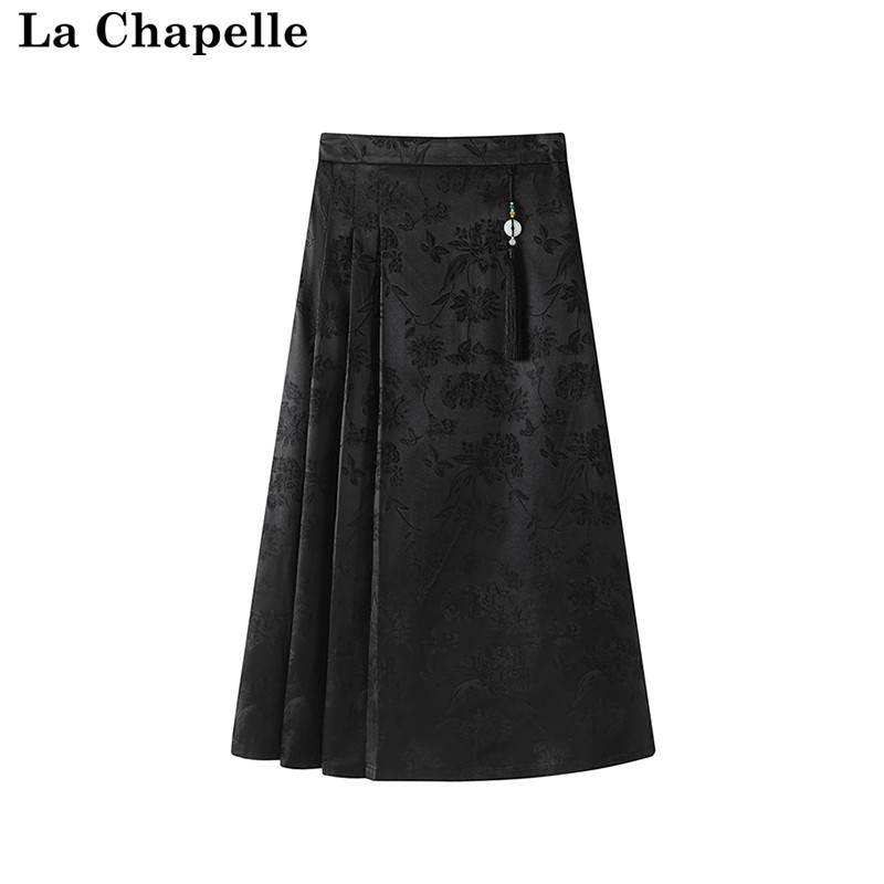 拉夏贝尔/La Chapelle新中式国风暗纹提花吊坠装饰马面裙半身裙女