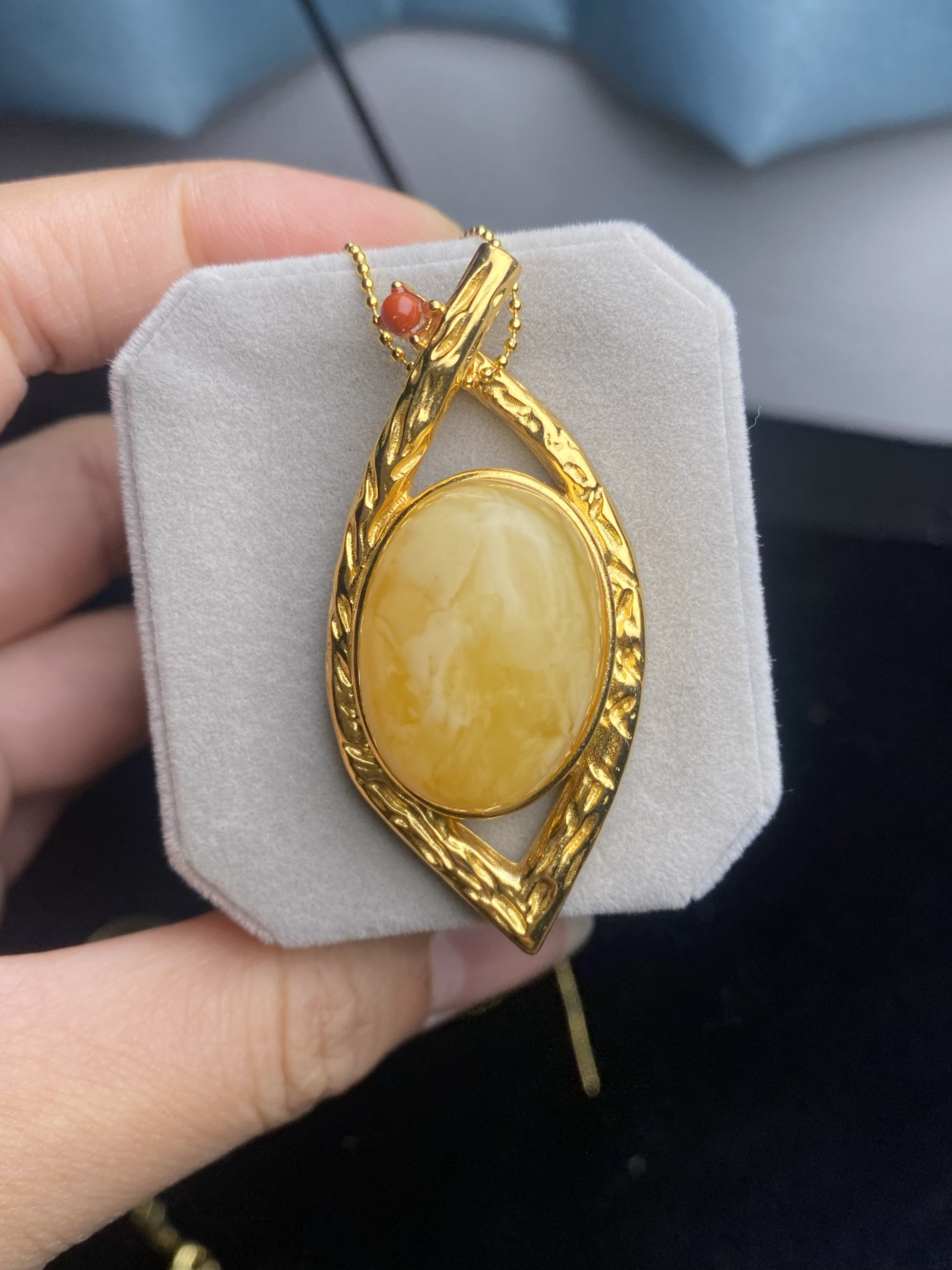 纯天然蜜蜡吊坠俄料妖孽高品质925银镶 饱满漂亮百搭 保真