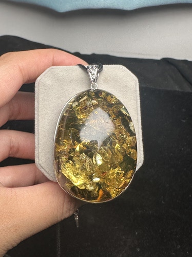 纯天然绿珀大吊坠 高品质俄料 花珀尺寸42*48M M重量28.2克 保真
