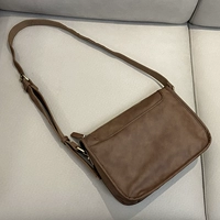 Сумка через плечо, трендовая вместительная и большая сумка на одно плечо в английском стиле для отдыха, в британском стиле