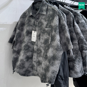 柜319！夏季新品男装宽松凸饰凉感泡泡纱短袖衬衫7380761 801