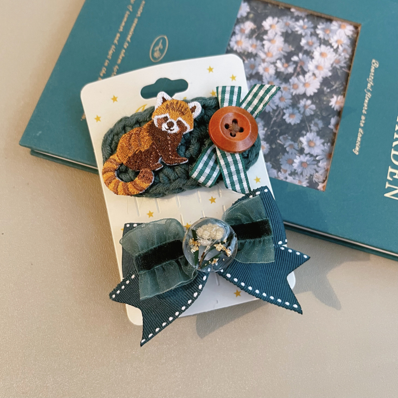 本守造原创手工小熊猫刺绣发夹