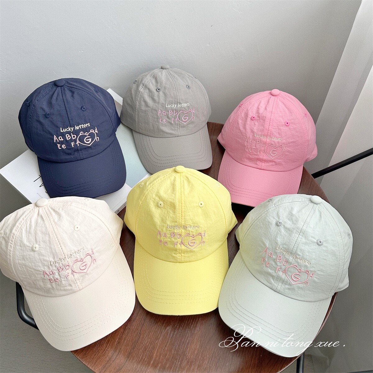 新款夏韩版刺绣字母爱心亲子棒球帽儿童街头时尚透气速干鸭舌帽子
