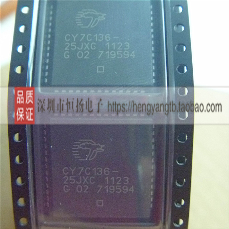 CY7C136-25JXC CY7C136 存储器IC PLCC-52 全新原装正品