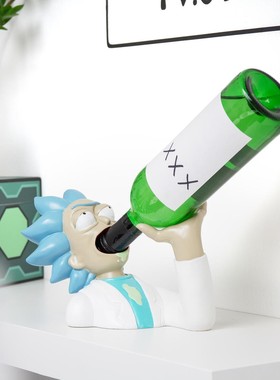 瑞克莫蒂酒架手办桌面摆件