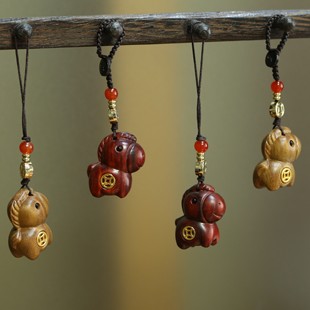 檀木马上有钱汽车钥匙扣生肖马车钥匙链挂饰手机挂件包包挂坠