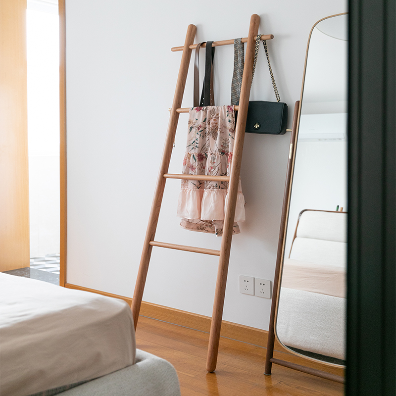 遇木100%樱桃整木靠墙防滑衣帽架