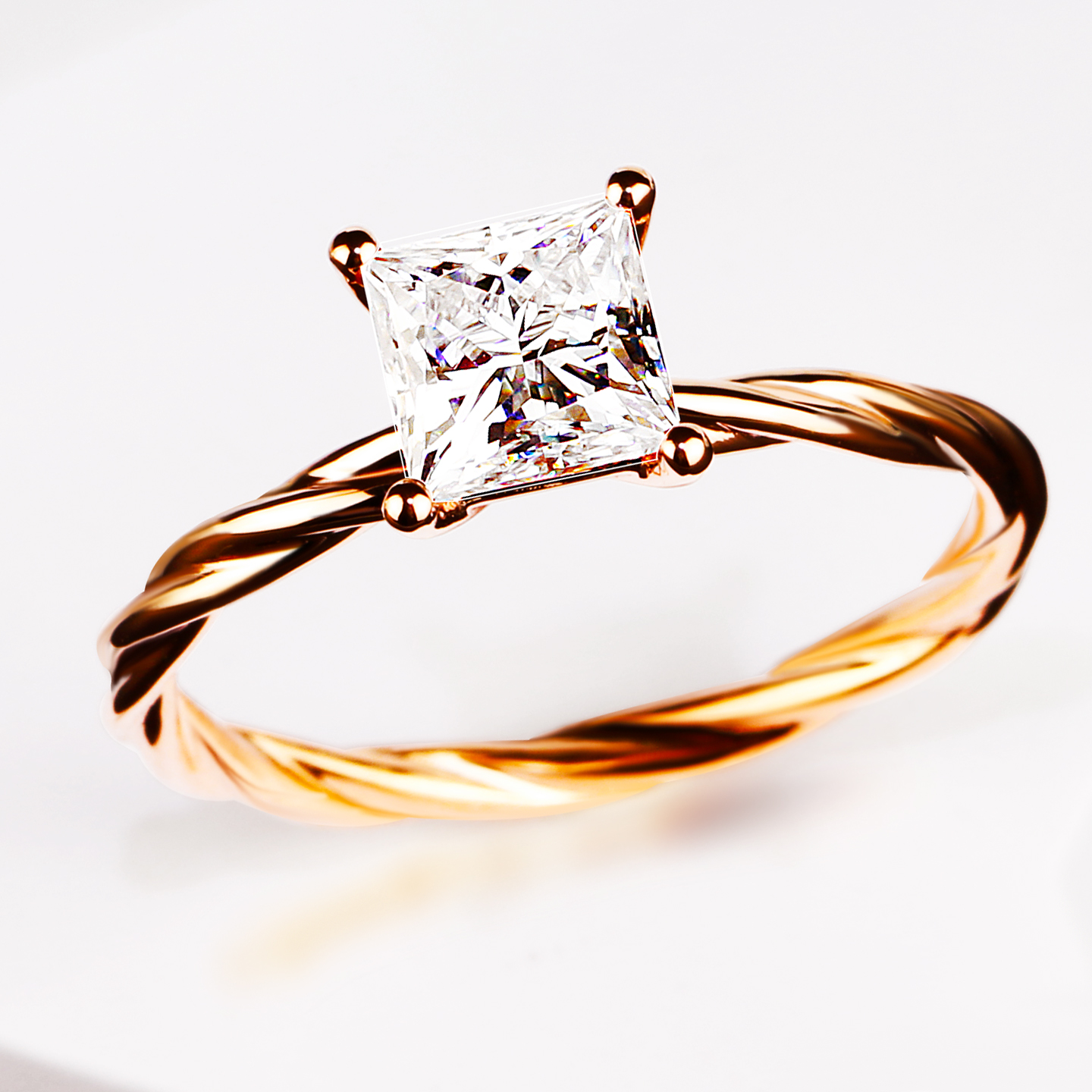 麻花藤蔓钻戒18K玫瑰金女一克拉公主方形异型IGI人工培育钻石戒指