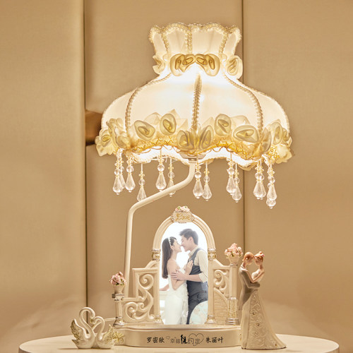 定制照片结婚送灯寓意红红火火