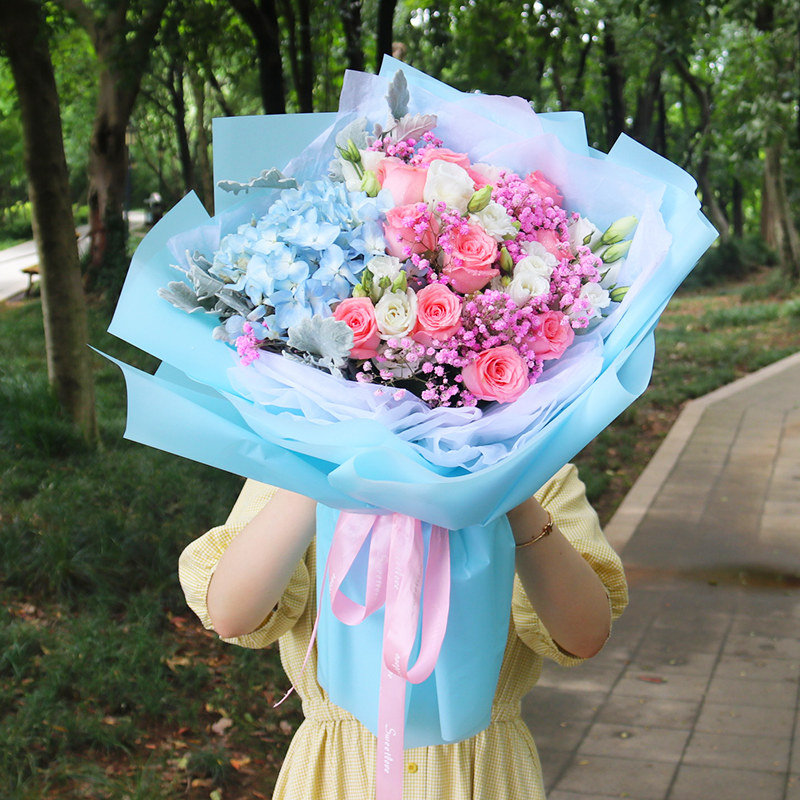 节钦州鲜花速递混搭绣球花束贵港玉林百色贺州河池同城送花店