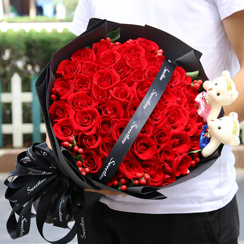 红玫瑰花束礼盒南宁鲜花速递同城兴宁青秀江南西乡塘生日配送花店