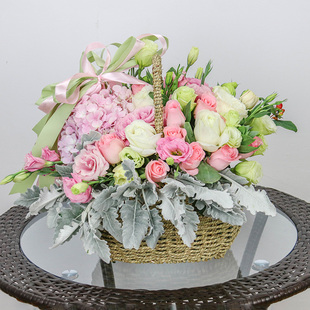 青岛玫瑰混搭绣球手提花篮鲜花速递同城四方黄岛崂山李沧生日送花