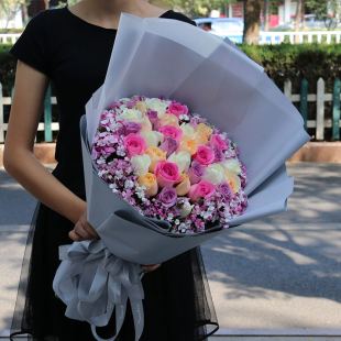 吕梁鲜花速递同城红白粉香槟玫瑰花束生日表白礼盒离石孝义送花店