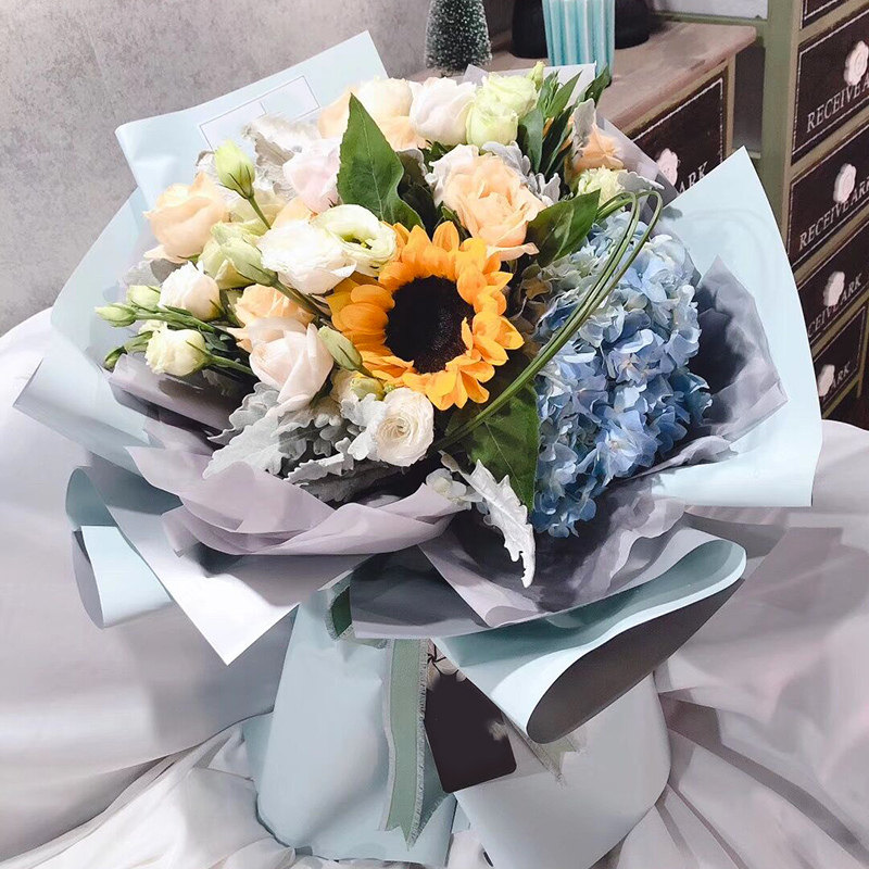 向日葵长沙同城毕业鲜花速递
