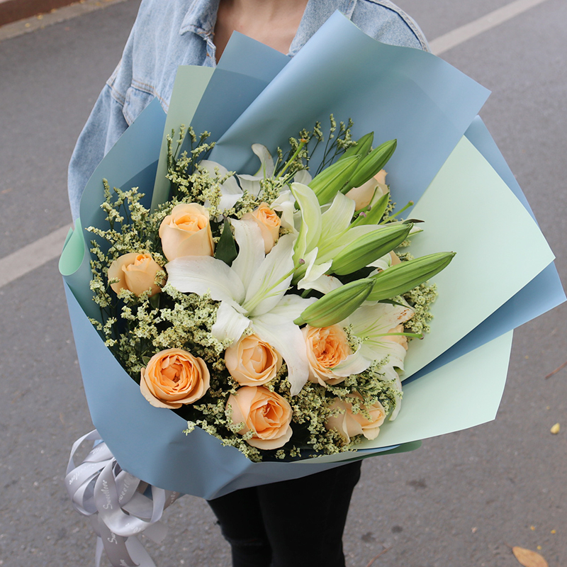 鲜花速递百合康乃馨生日花束礼盒海口同城绍兴温州苏州合肥送花店