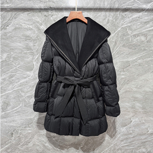 欧洲站2025冬季新款女连帽羊绒大翻领百搭系带收腰鹅绒羽绒服外套