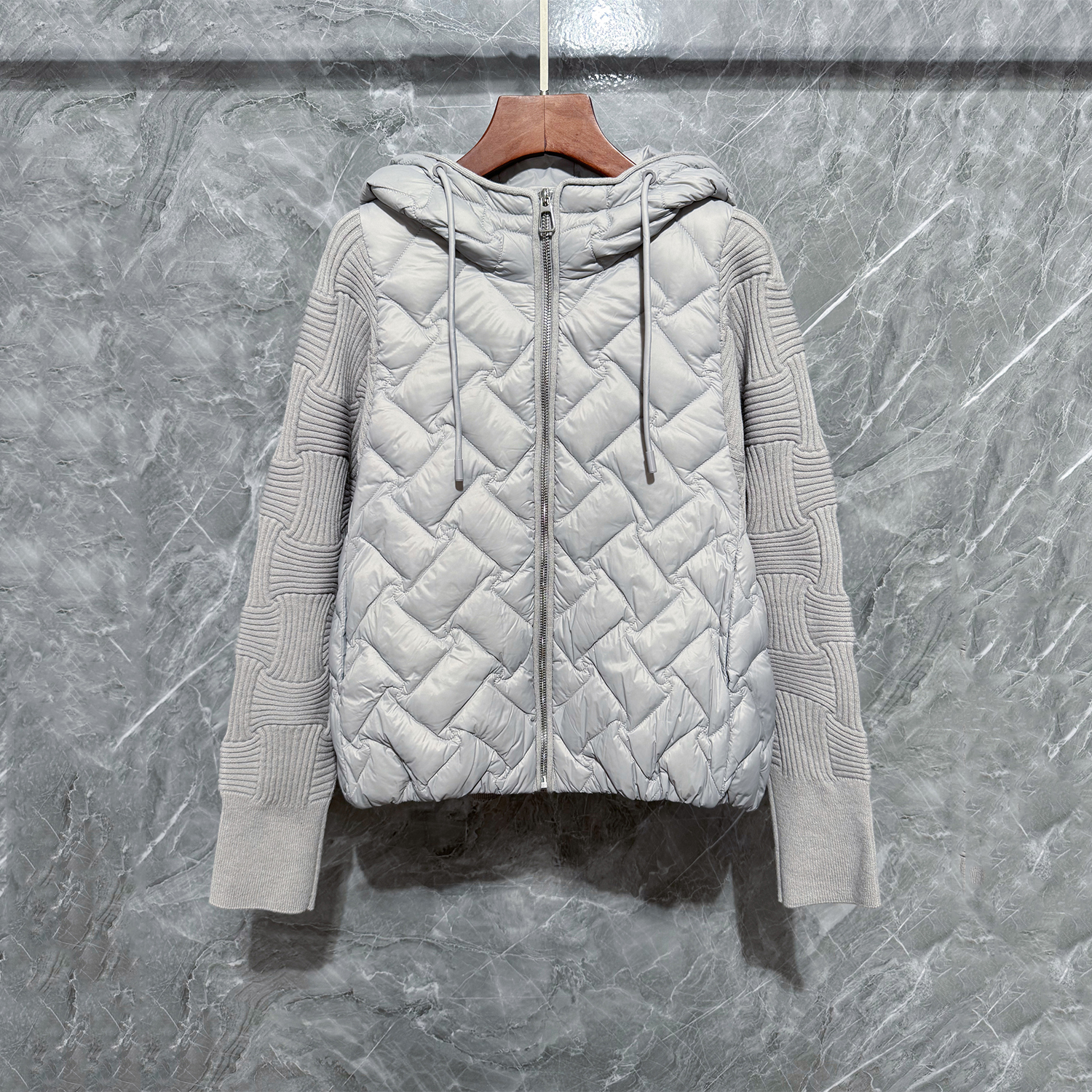 韩国针织拼接轻薄排骨羽绒服女