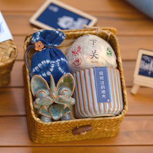 哟喃礼品云南伴手礼大理手工扎染小熊冰箱贴文创藤编礼盒送客户礼