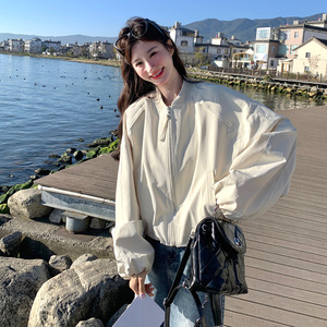 米白色宽松休闲棒球服外套女2025春季新款韩系小个子短款百搭上衣图片
