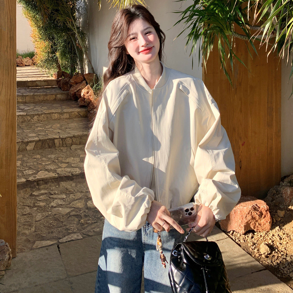 米白色宽松休闲棒球服外套女2025春季新款韩系小个子短款百搭上衣,女装短外套,2C100