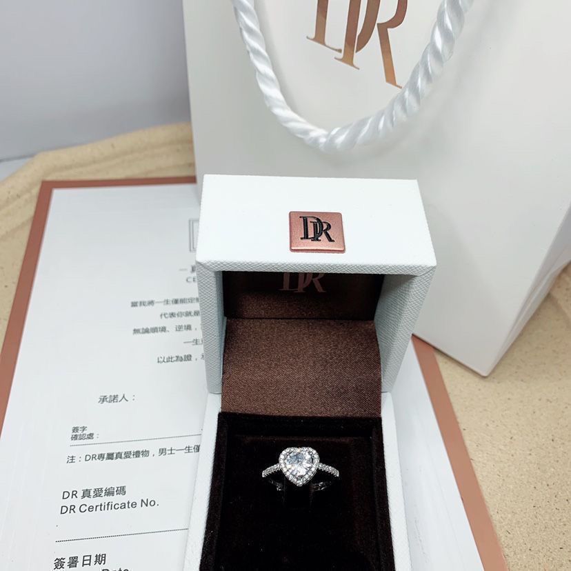 仿真大牌同款钻戒莫桑石戒指女情侣活口结婚对戒婚礼求婚仪式道具